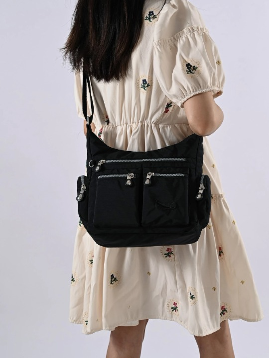 Nylon Shoulder Bag Waterproof Lightweight Crossbody Bag Large Capacity Casual Tote Handbag For Women Girls
