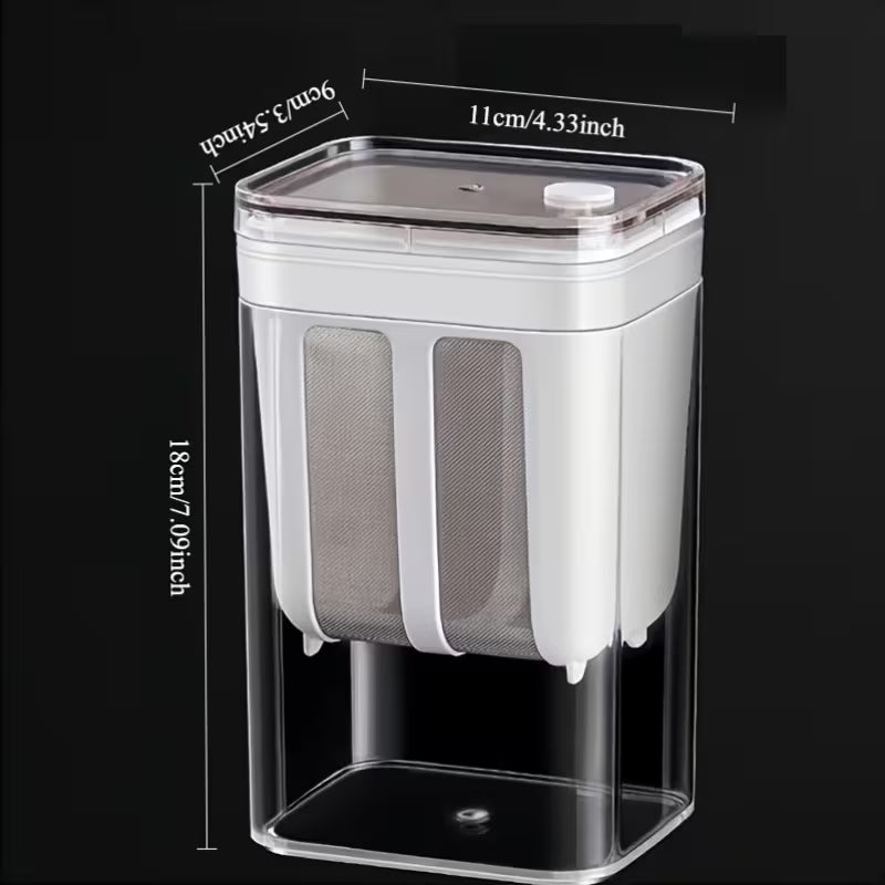 GREEK YOUGURT STAINER WITH LID AND LOCK