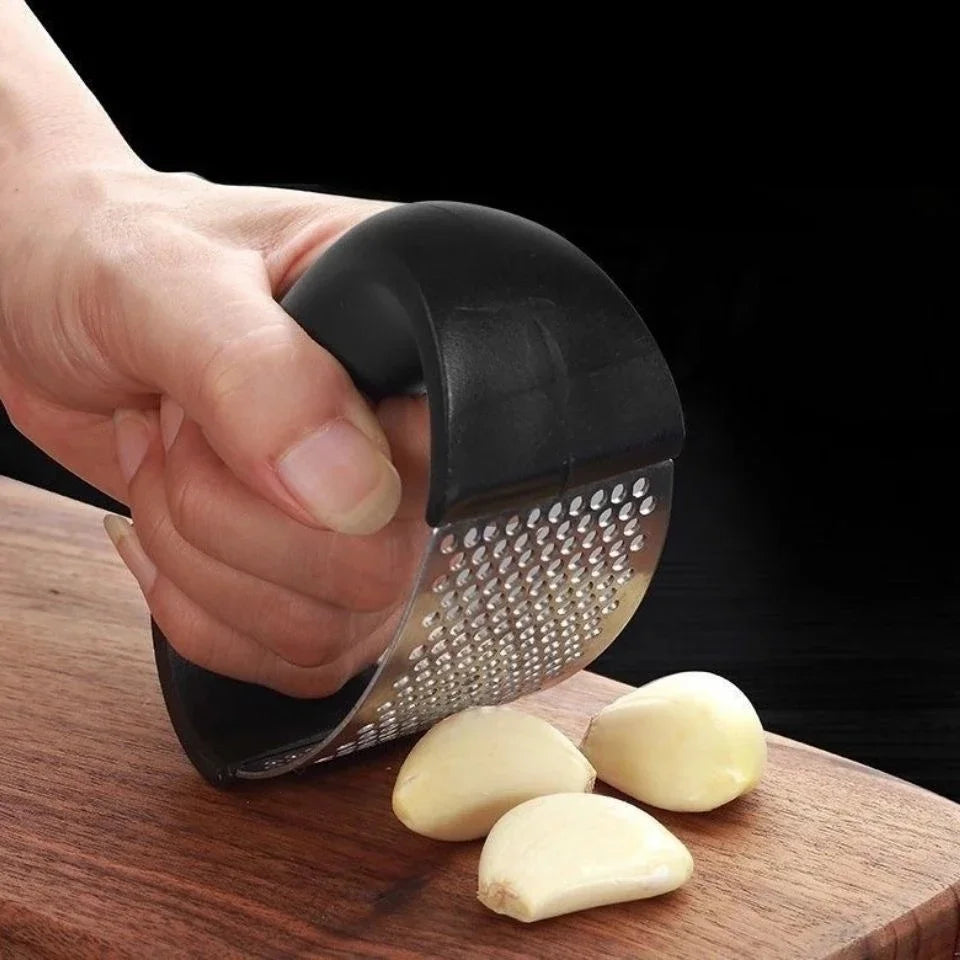 Premium Stainless Steel Garlic Press Gadget - Effortless Mincing & Chopping