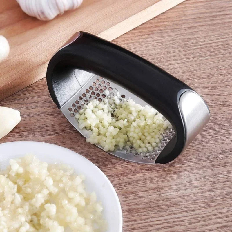 Premium Stainless Steel Garlic Press Gadget - Effortless Mincing & Chopping