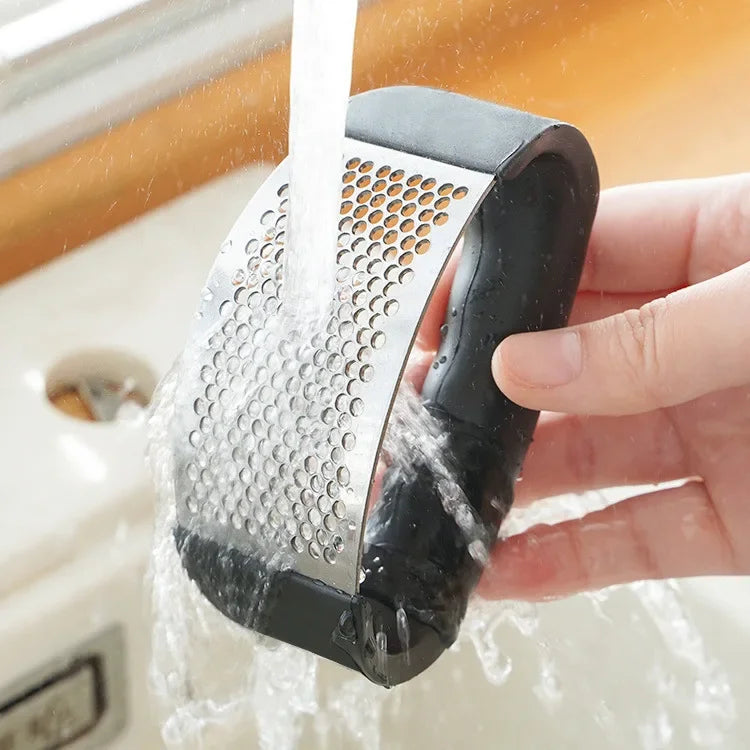 Premium Stainless Steel Garlic Press Gadget - Effortless Mincing & Chopping