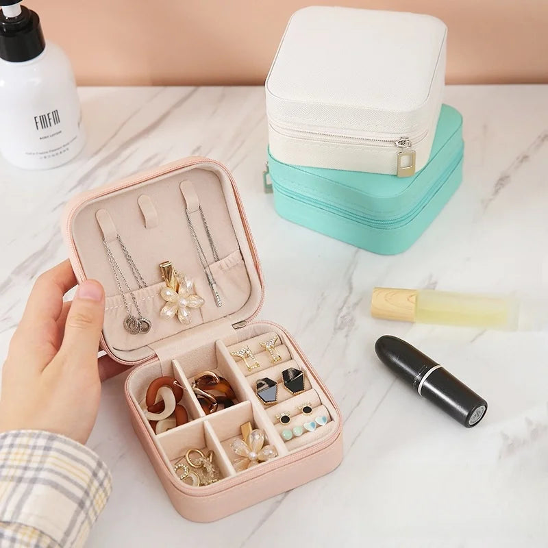 Leather Jewelry Organizer Case: Portable Storage Box for Travel & Daily Use