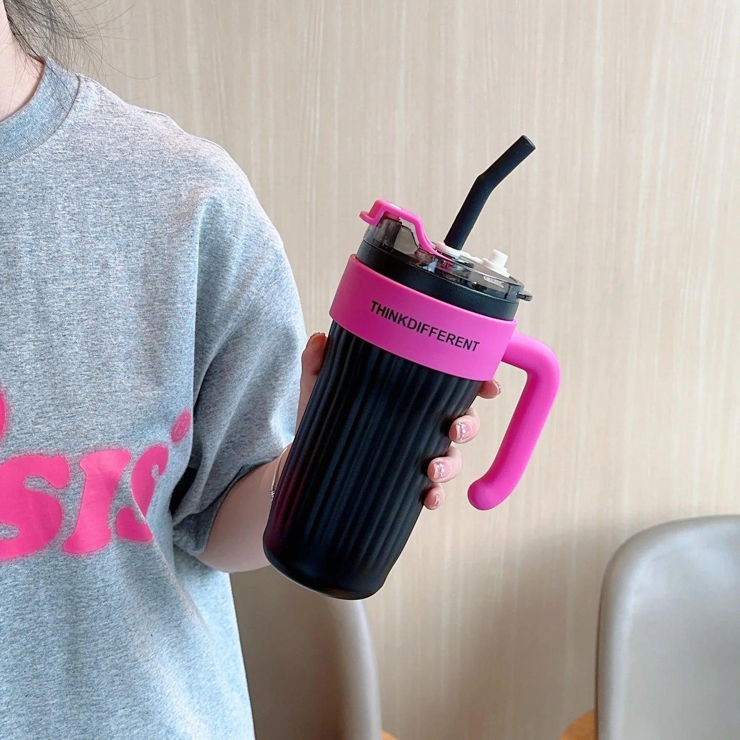 860ML Leak-Proof Stainless Steel Tumbler with Steel Straw for Hot & Cold Drinks